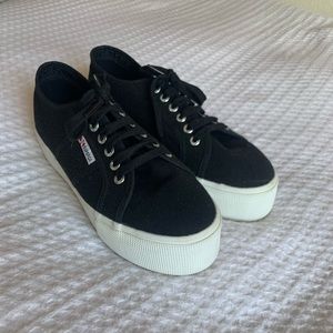 Women’s Platform Shoes